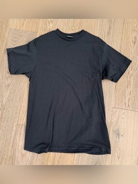 NWOT ❤️ Shaka Wear - Dark Grey Crew Neck T-Shirt - L